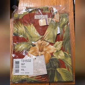 Tommy Bahama Men's Floral Print Shirt - Red and Green